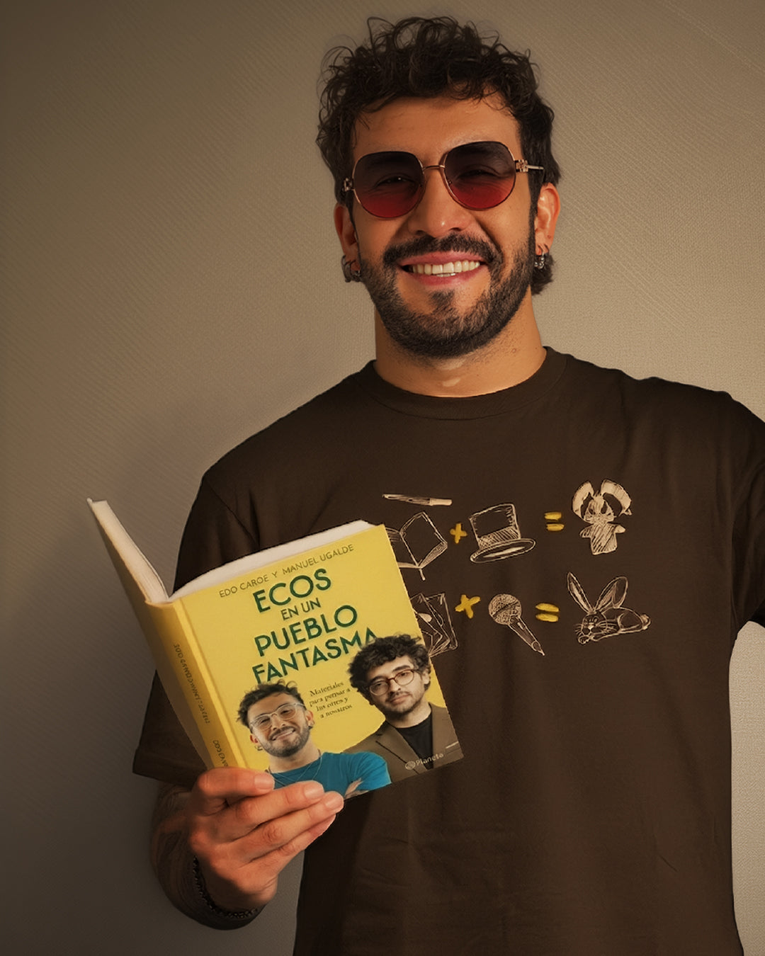 LIBRO ECOS EN UN PUEBLO FANTASMA