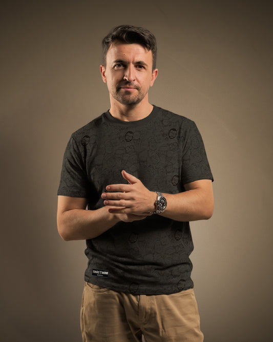 POLERA TVM CARAS